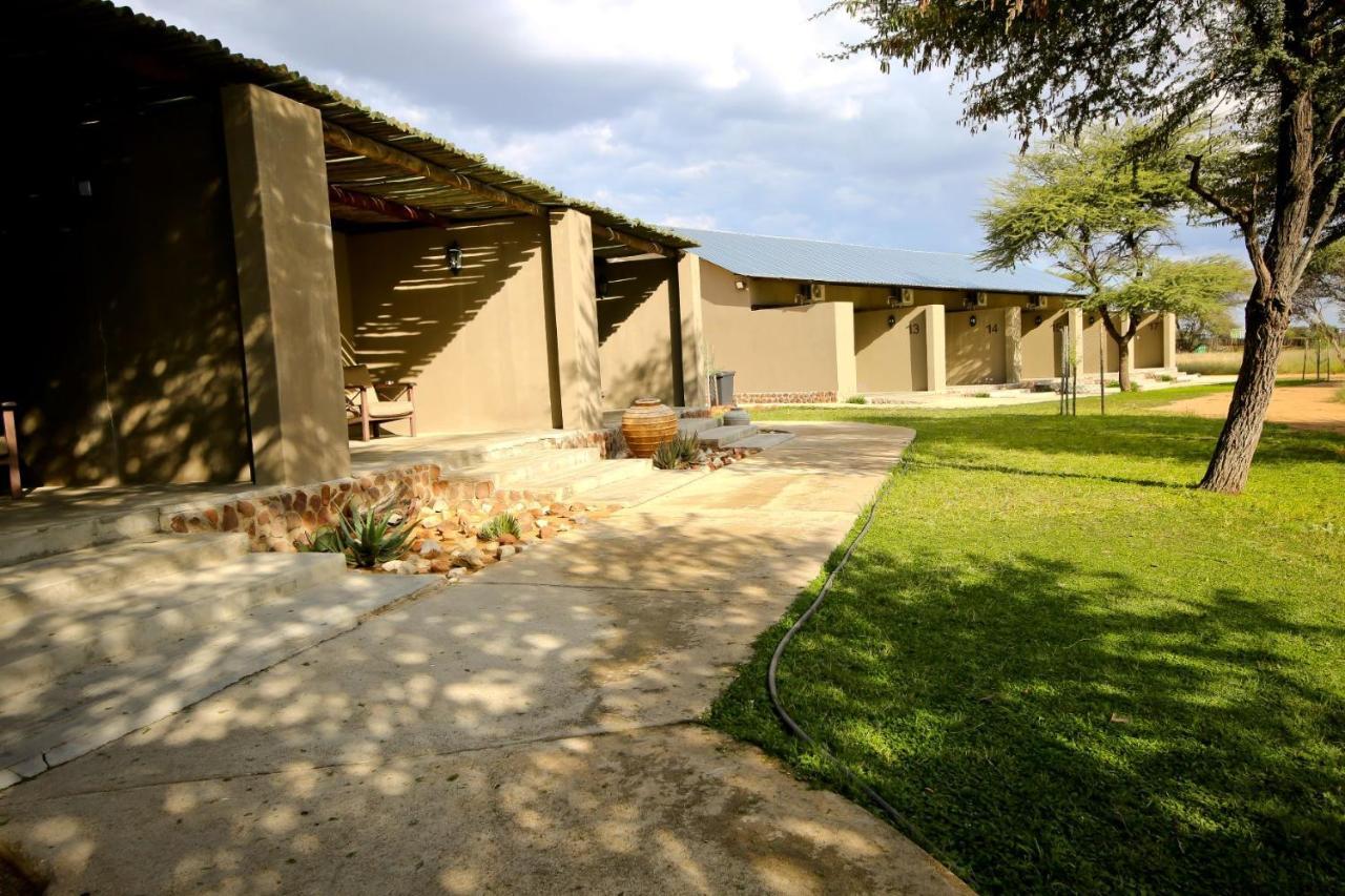 Otjiwa Safari Lodge Otjiwarongo Dış mekan fotoğraf