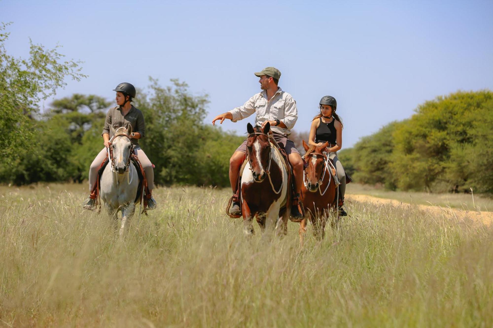 Otjiwa Safari Lodge Otjiwarongo Dış mekan fotoğraf