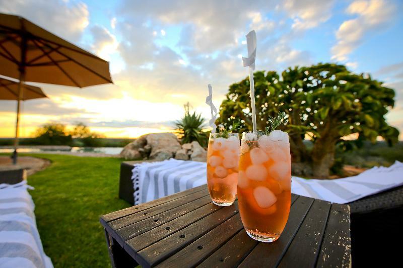 Otjiwa Safari Lodge Otjiwarongo Dış mekan fotoğraf