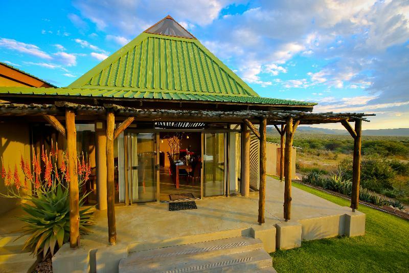 Otjiwa Safari Lodge Otjiwarongo Dış mekan fotoğraf